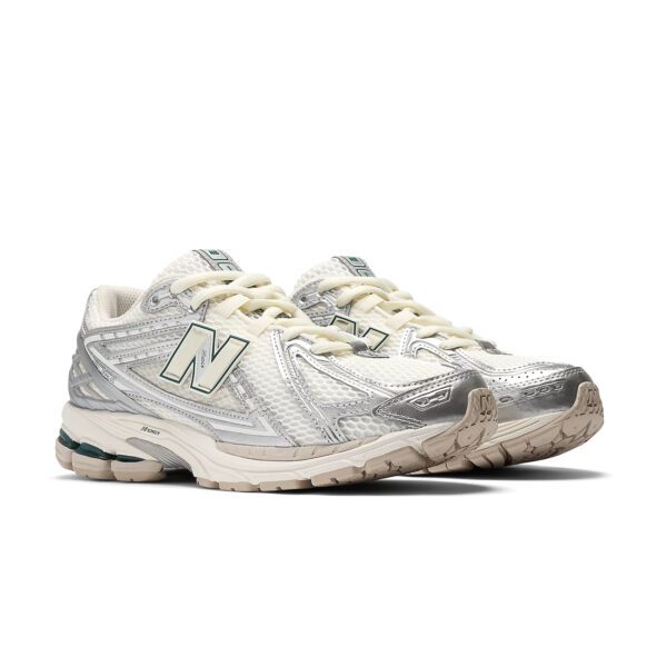 143314-143315-143318-143316-143317-143319-143321-143320-143322